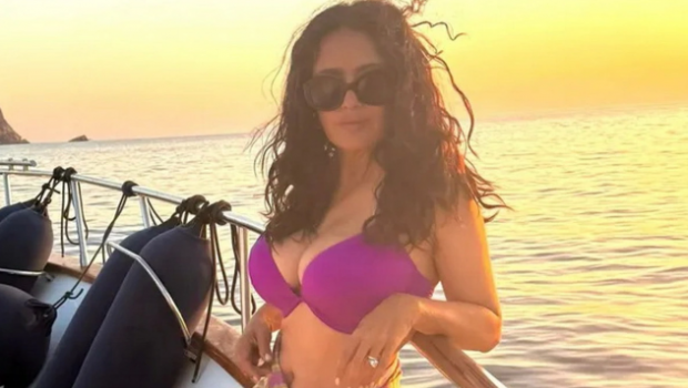 Salma Hayekin yaxtada görüntüləri göz qamaşdırdı - FOTO