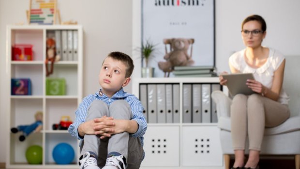 Tibbin aciz qaldığı XƏSTƏLİK &ndash; Autizmlə bağlı doğru bilinən YANLIŞLAR
