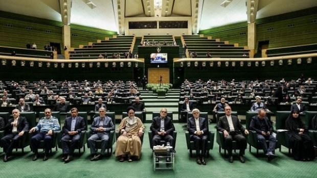 İranda yeni hökumətin tərkibi TƏSDİQLƏNDİ