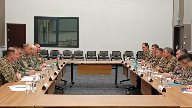 Azərbaycan və Qazaxıstan arasında hərbi əməkdaşlıq perspektivləri müzakirə edildi - FOTO