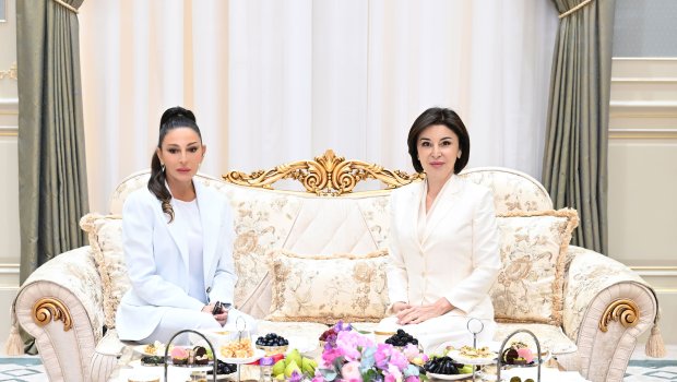 Azərbaycanın və Özbəkistanın birinci xanımları Daşkənddə GÖRÜŞDÜLƏR - VİDEO