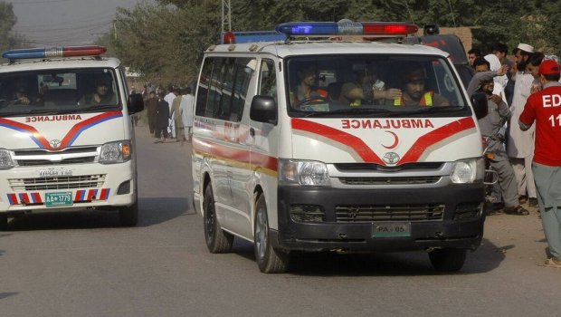 Pakistanda sərnişin avtobusu dərəyə düşdü: ÖLƏNLƏR VAR