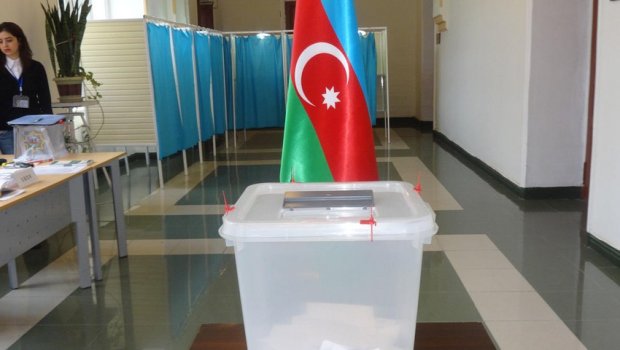 Laçında ən yaşlı seçicinin 96 yaşı var &ndash; FOTO 