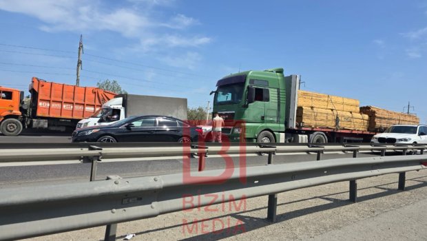 Xırdalanda QƏZA &ndash; Bakı-Sumqayıt yolunda TIXAC YARANDI &ndash; FOTO