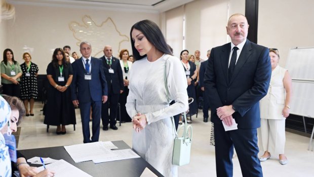 Mehriban Əliyevadan seçkilərlə bağlı PAYLAŞIM &ndash; FOTO 