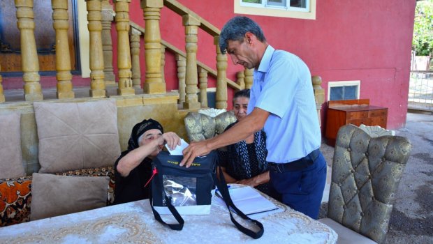 Ağstafada 101 yaşlı Mahu nənə səsvermə hüququndan istifadə etdi - FOTO