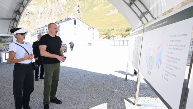 Prezident &ldquo;İstisu&rdquo; Müalicə-İstirahət Kompleksində aparılan tikinti işləri ilə tanış oldu - FOTO