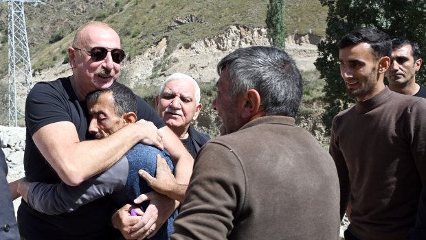 İlham Əliyev Kəlbəcər səfərindən VİDEO PAYLAŞDI