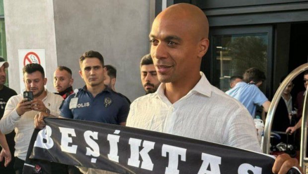 “Beşiktaş” portuqaliyalı futbolçu TRANSFER ETDİ