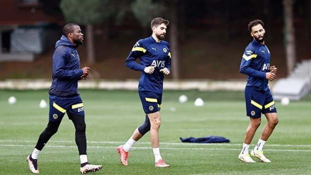 “Fənərbağça”dan ayrıldı, Braziliya klubuna keçdi