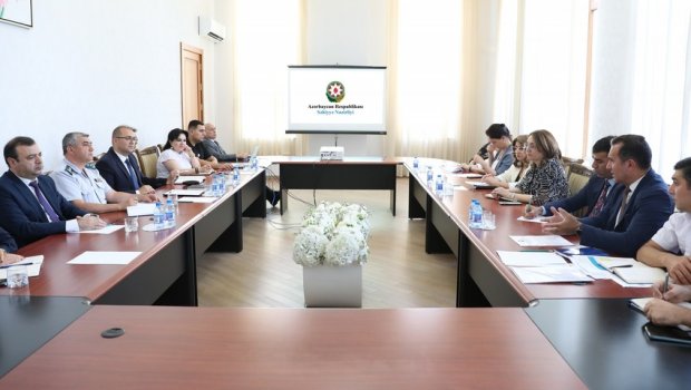 &ldquo;Meymunçiçəyi&rdquo;nin qarşısını almaq üçün dövlət qurumları bir araya GƏLDİLƏR &ndash; FOTO