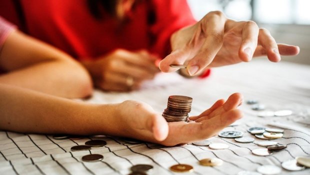 Niyə ailə başçısı qadın olanda xərclər daha ÇOX OLUR?
