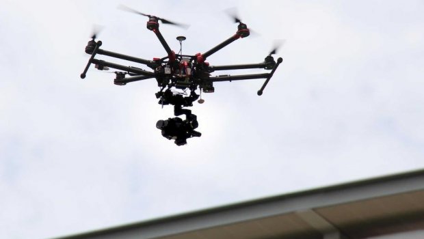 Stokholm səmasında dronlar görünüb, hava limanının fəaliyyəti dayandırılıb