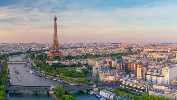 Fransa Koloniyalarından rəsmi Parisin Azərbaycana səyahət xəbərdarlığına SƏRT ETİRAZ - FOTO