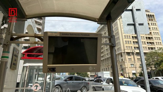 100 milyonluq monitorlara SON - Avtobus dayanacaqlarında yeni məlumat lövhələri QURAŞDIRILACAQ &ndash; FOTO