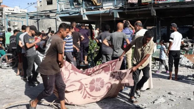 İsrail Qəzzada məktəbi bombaladı - 18 ölü var