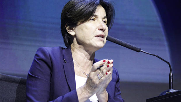 Putin İradə Zeynalovanı səfir təyin etdi - FOTO