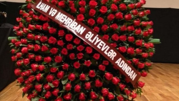 Prezident və birinci xanım Fatma Səttarovanın dəfn mərasiminə əklil göndərib