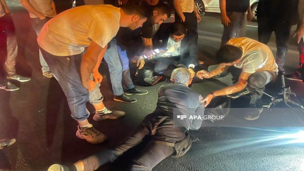 Bakıda avtomobil motosikleti VURDU