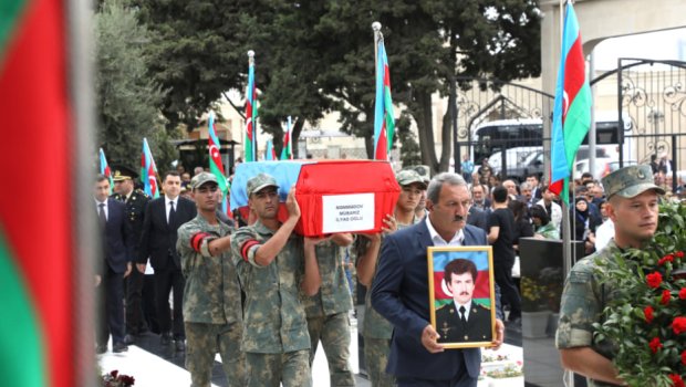 İtkin şəhid Mübariz Məmmədov torpağa tapşırıldı - FOTO/VİDEO