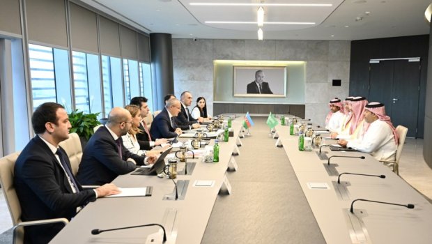Səudiyyə İnkişaf Fondu ilə investisiya sahəsində yeni əməkdaşlıq istiqamətləri müzakirə olunub