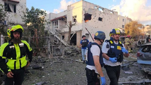 Livan İsrailə 105 raket atdı - 3 yaralı var