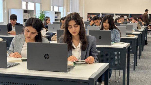 Qarabağ Universitetində ilk dərs günü - FOTO