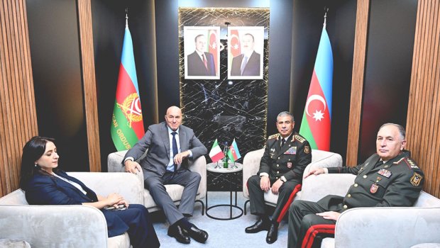 Zakir Həsənov İtaliya müdafiə naziri ilə görüşdü &ndash; FOTO 