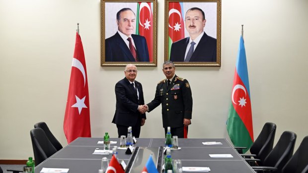 Azərbaycan və Türkiyə arasında hərbi-texniki əməkdaşlığa dair bir neçə müqavilə İMZALANDI - FOTO/VİDEO