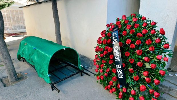 Tələbə qız vəfat etdi &ndash; FOTO 