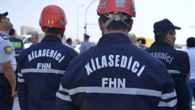 FHN 5 nəfəri xilas etdi - 2-si azyaşlıdır
