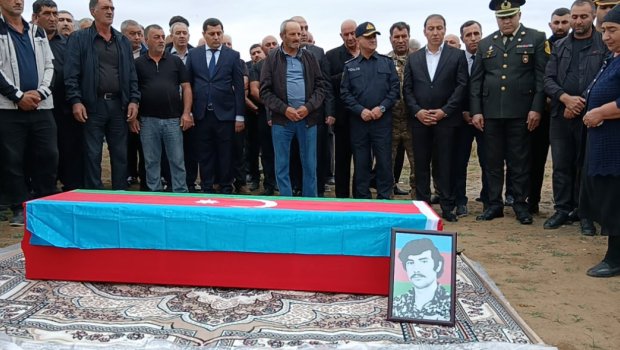 Qaradağlı şəhidinin qalıqları 32 ildən sonra doğma kəndində torpağa tapşırıldı - FOTO
