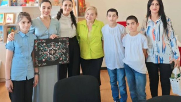 Leyla Əliyeva &ldquo;Qurama&rdquo; uşaq animasiya studiyasında - VİDEO