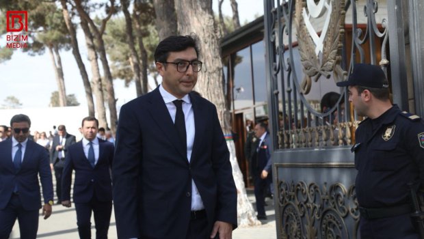 Fərid Qayıbov İkinci Şəhidlər Xiyabanında &ndash; FOTO