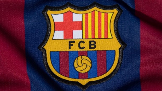 UEFA “Barselona”nı CƏZALANDIRDI