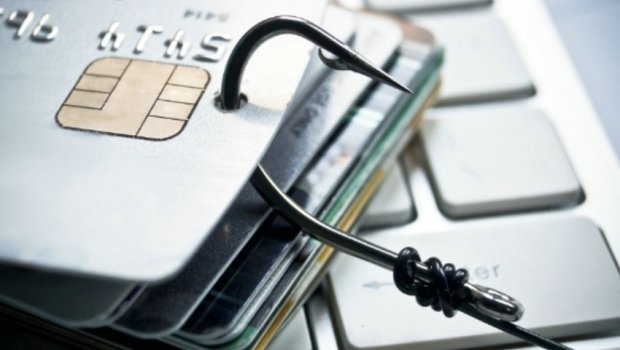 Bank kartından oğurluq edən şəxs TUTULDU
