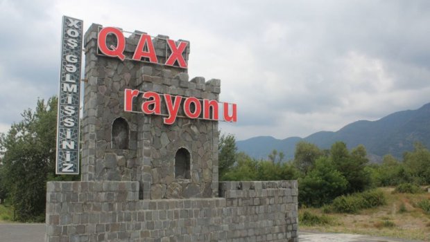 Qaxda keçmiş məhkumun çürümüş meyiti tapıldı