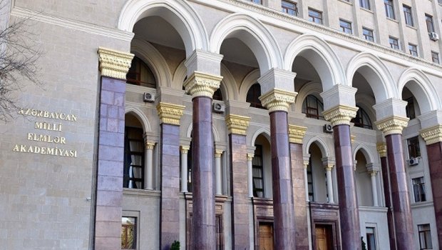 AMEA prezidentinə yeni müşavirlər təyin olundu &ndash; FOTO 