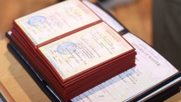 Xaricdə təhsil almış daha 233 nəfərin diplomu TANINMADI