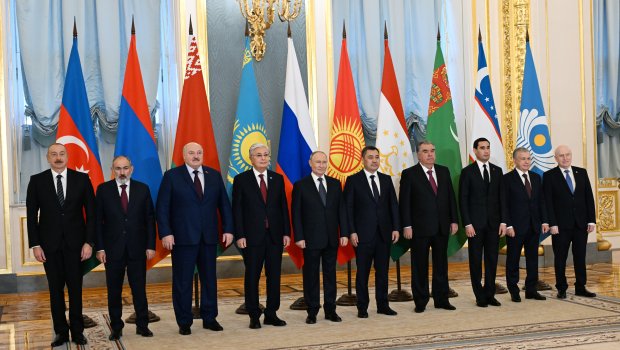 İlham Əliyev Moskvada MDB Dövlət Başçıları Şurasının iclasında - FOTO/VİDEO