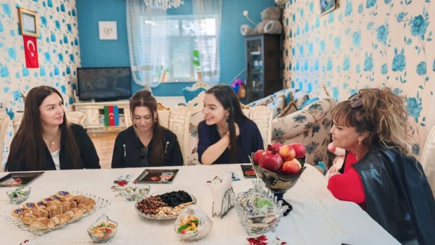 Leyla Əliyeva "Sevgi Evi" qadın və uşaq sığınacağını ZİYARƏT ETDİ - FOTO