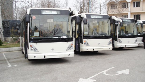 3 ildir kartsız işləyən Sumqayıt AVTOBUSLARI &ndash; AYNA nağdsız ödənişlə niyə RAZILAŞMADI ?