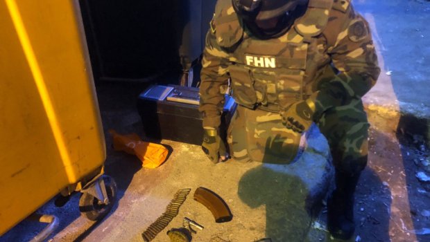 Bakıda əl qumbarası və avtomat aşkarlandı &ndash; FOTO/VİDEO