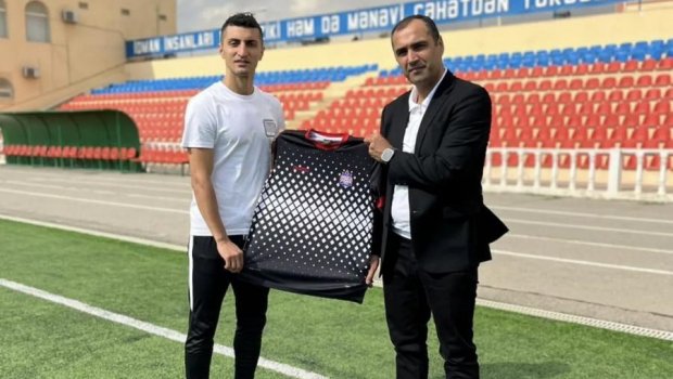 Tanınmış futbolçu birinci liqa klubuna KEÇDİ