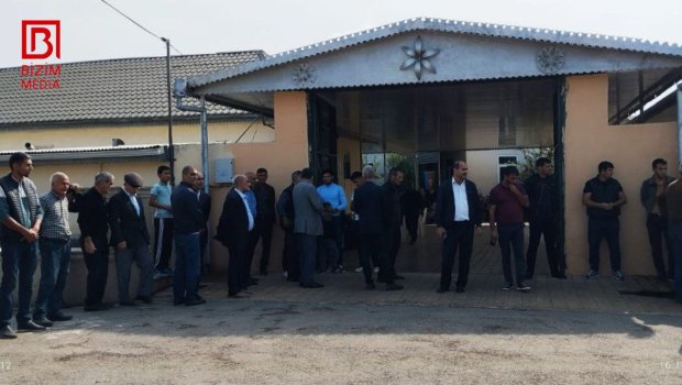 Mübariz İbrahimovun atası ilə vida mərasimi &ndash; FOTO/VİDEO