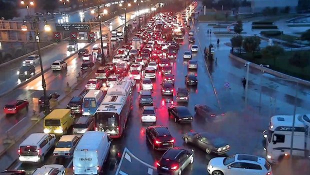 Paytaxt yollarında TIXAC VAR
