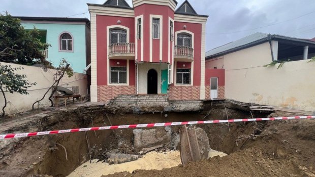 Bakıda böyük təhlükə: Su kəmərləri üzərində yüzə yaxın ev TİKİLİB