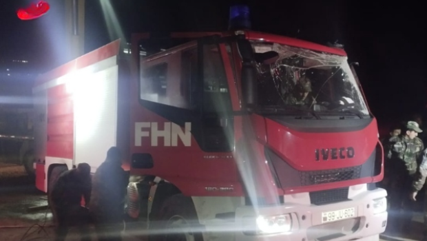 Xankəndidə yanğınsöndürən maşın aşdı - FOTO