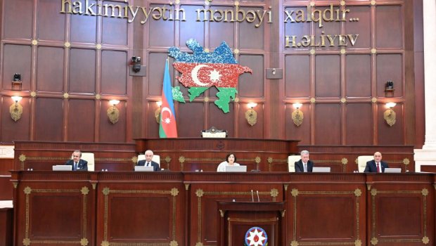 Milli Məclisin plenar iclasında 9 məsələ MÜZAKİRƏ OLUNDU
