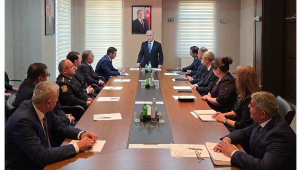 Ağdaşın yeni icra başçısı kollektivə TƏQDİM OLUNDU